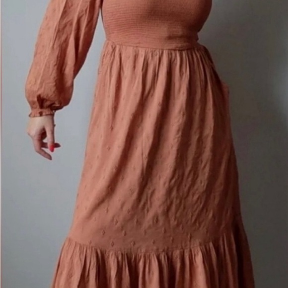 Old Navy Long Sleeve Fit Flare Smocked Midi Dress Brown Rustic Western Farmhouse - Picture 8 of 11